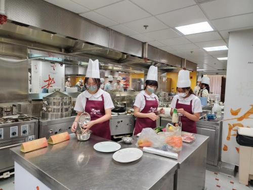 Inter-school Cooking Competition