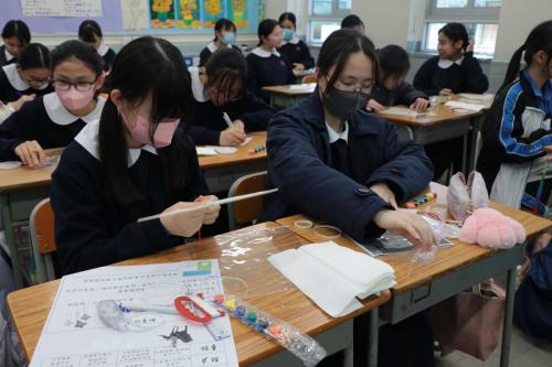Understanding Chinese Culture Workshop : The Four Great Heroes of Ancient Times (S.1)；Understanding Chinese Culture Workshop : The Evolution of Chinese Characters(S.2)